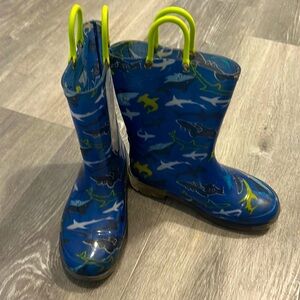 Boys rubber/ rain boots